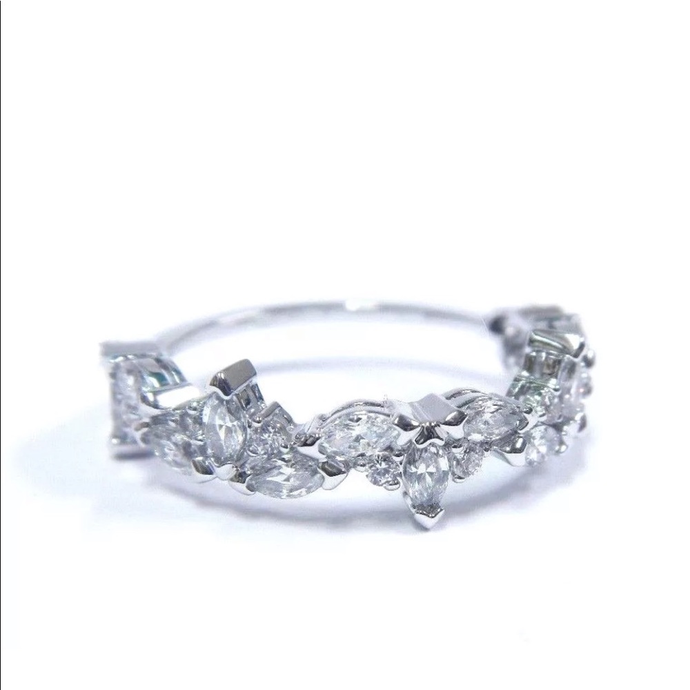 NWT Swarovski lady flower ring size 6